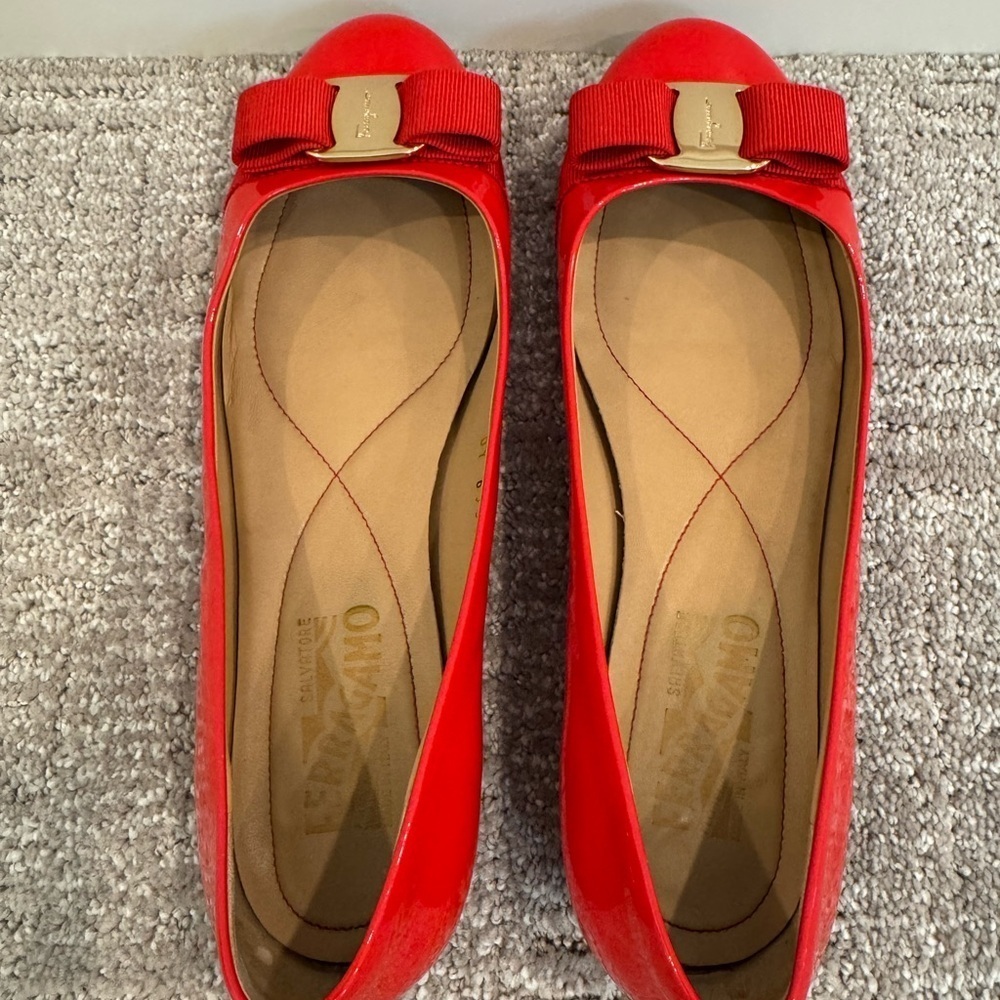 Salvatore Ferragamo Varina Ballet Flat - Picture 3 of 15